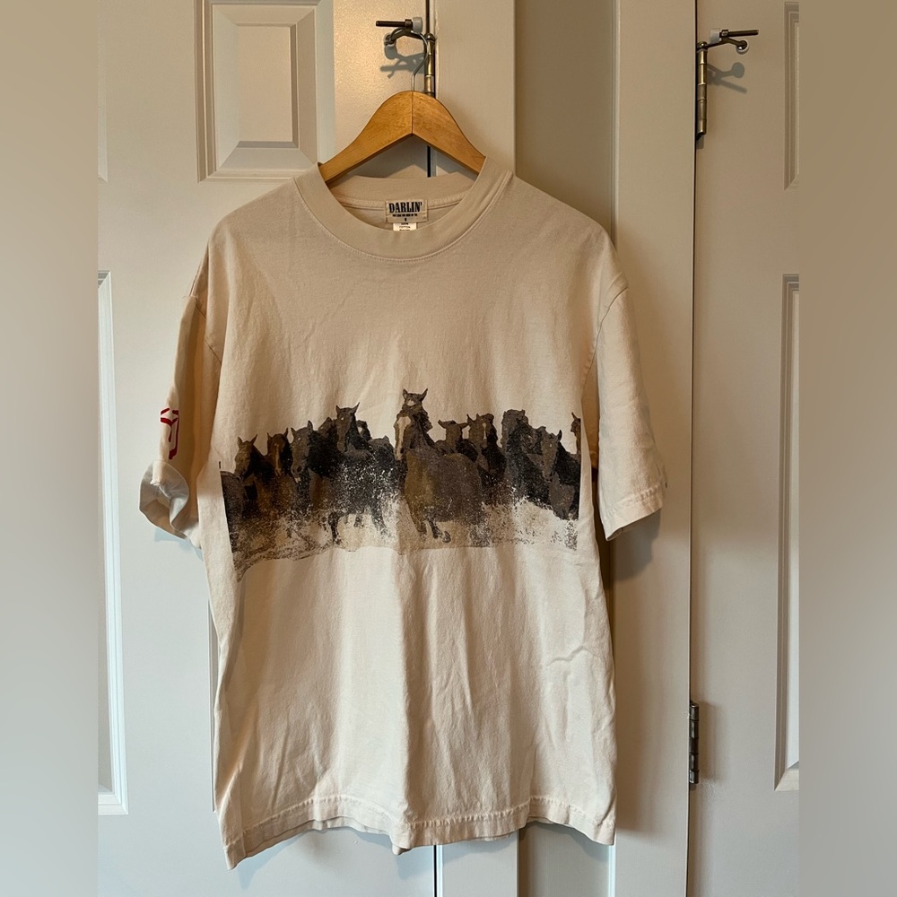 Darlin’ Beige Horse Graphic Tee medium